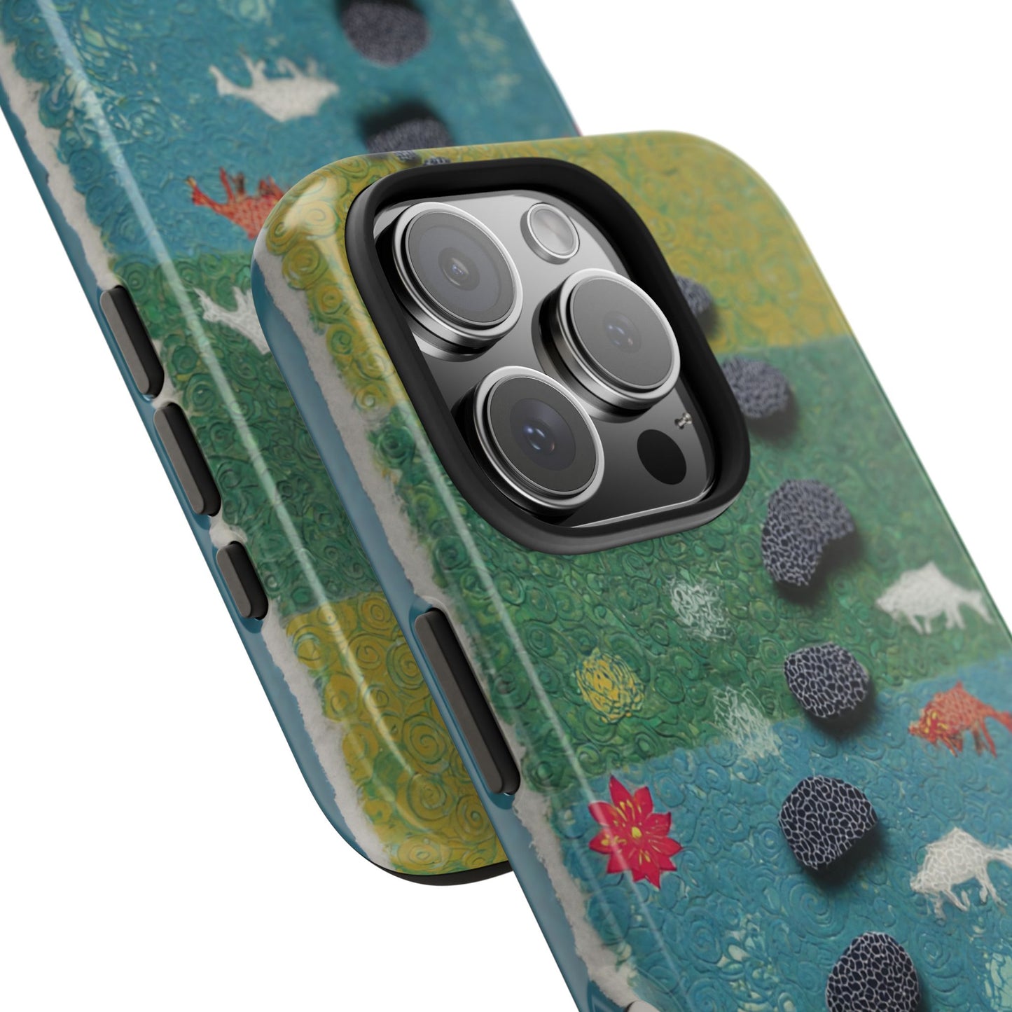 Eco-friendly phone case with wildlife design